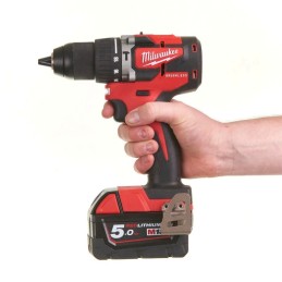 Wiertarko-wkrętarka udarowa 18V 60Nm 1x4.0Ah 1x2.0Ah M18 CBLPD-422C + LATARKA M18 TLED-0 MILWAUKEE 4933472116